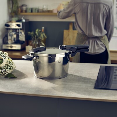 Fissler Vitaquick Elemental 4,5 Litre Düdüklü Tencere + Essential Tava Set - 2